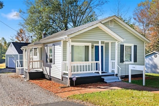 116 E Boston Ave, Bessemer City, NC 28016