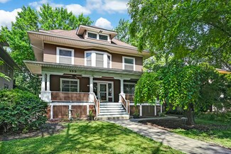 133 S Humphrey Ave, Oak Park, IL 60302