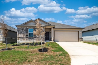 1120 Eagle Crossing, Seguin, TX 78155