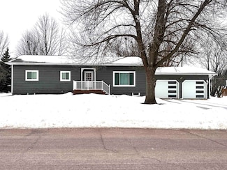 101 E A Ave, Lake Park, IA 51347
