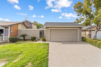 2765 N Dewey Ave, Fresno, CA 93722