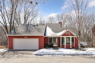 6533 Gray Fox Curve, Chanhassen, MN 55317