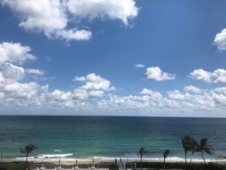 3230 S Ocean Blvd Unit D511, Palm Beach, FL 33480