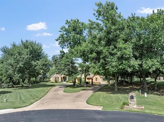 750 Stone Bridge, Edmond, OK 73034