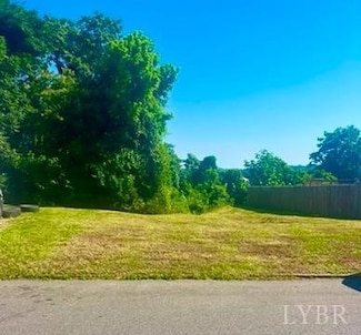 2208 Poplar St, Lynchburg, VA 24504