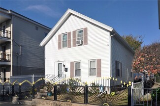 203 Sayles Ave, Pawtucket, RI 02860