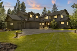 19357 Golden Lake Ct, Bend, OR 97702