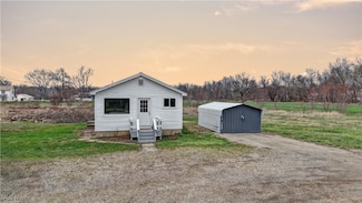 27 S Church St, Sherrodsville, OH 44675