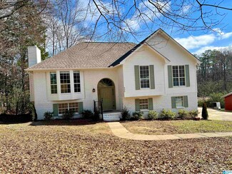 935 Pineview Rd, Irondale, AL 35210