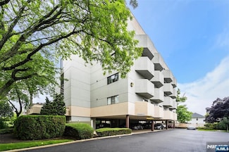 50 Euclid Ave Unit 2G, Hackensack, NJ 07601