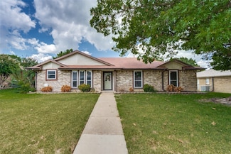 3521 Cromwell St, Plano, TX 75075