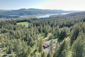 7475 E Garnet Dr, Saint Maries, ID 83861