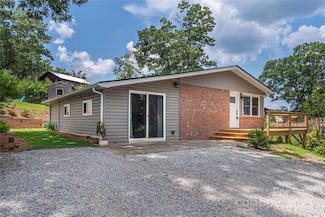 406 Melody Cir, Swannanoa, NC 28778