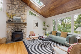 33 Everlyn Ave, Medford, MA 02155