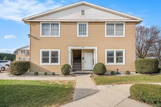1105A Court Ln, Goshen, IN 46526