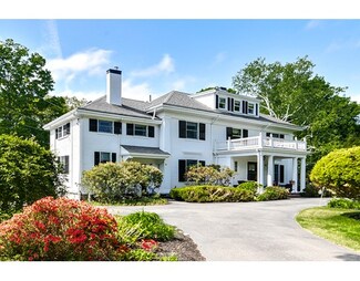870 High St, Dedham, MA 02026