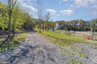 132 Turnpike Rd, Ashland, PA 17921