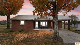402 Alexander Ave, Cave City, KY 42127