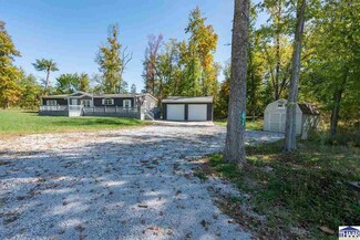 3174 N Private Road 135 E, Sullivan, IN 47882