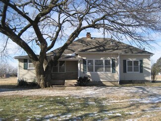 1115 13000 Rd, Altamont, KS 67330
