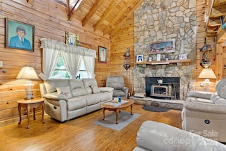 100 Goose Creek Rd, Marion, NC 28752
