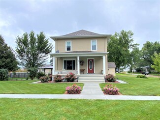 250 E Maple St, Rising City, NE 68658