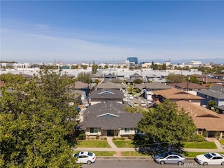 7601 Amazon Dr, Huntington Beach, CA 92647