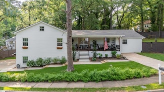 2 Prancer Ave, Greenville, SC 29605
