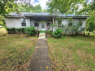 6670 Newstead Rd, Hopkinsville, KY 42240