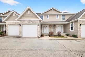 5974 N Ajuga Ct, Ellettsville, IN 47429