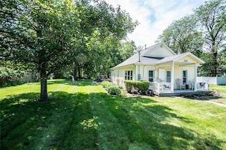 808 Bridge St, Redfield, IA 50233