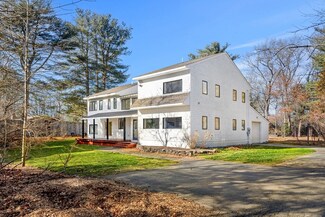 20 Darton St, Concord, MA 01742