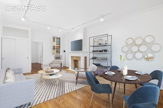 212 E 70th St Unit 2D, New York, NY 10021