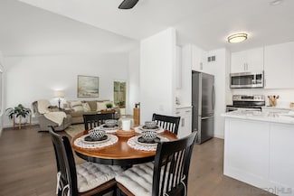545 Shady Brook Place, Escondido, CA 92026