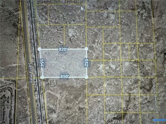 8 Sierra, Lancaster, CA 93535