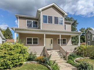 238 S Genoa St, Genoa, IL 60135