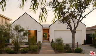 7841 Stewart Ave, Los Angeles, CA 90045
