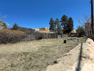 1132 Canyon Rd, Santa Fe, NM 87501