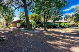 4247 N Thorne Ave, Fresno, CA 93704
