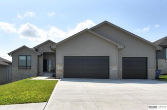 2616 N 186th St, Elkhorn, NE 68022