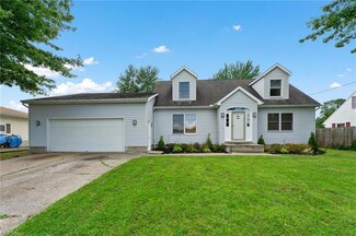 681 Penhale Ave, Campbell, OH 44405