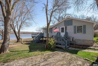 14209 78th Ave W, Taylor Ridge, IL 61284