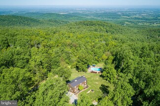 224 Stonecrest Ln, Bluemont, VA 20135