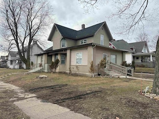 403 N Main St, Kendallville, IN 46755