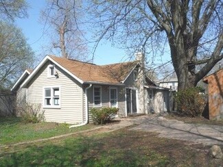 829 Fulton Ave, Winthrop Harbor, IL 60096