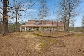 924 County Road 1193, Vinemont, AL 35179