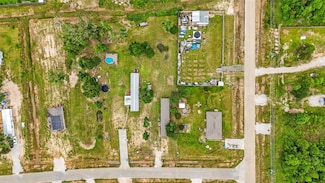 863 Road 5252, Cleveland, TX 77327