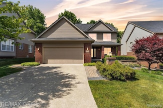 50306 Cressnut Ct Unit 111, Northville, MI 48168