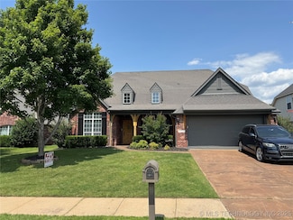 11725 S Vine Place, Jenks, OK 74037