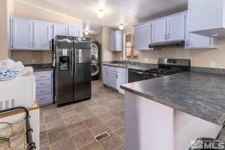 17500 Thrush Ln, Reno, NV 89508